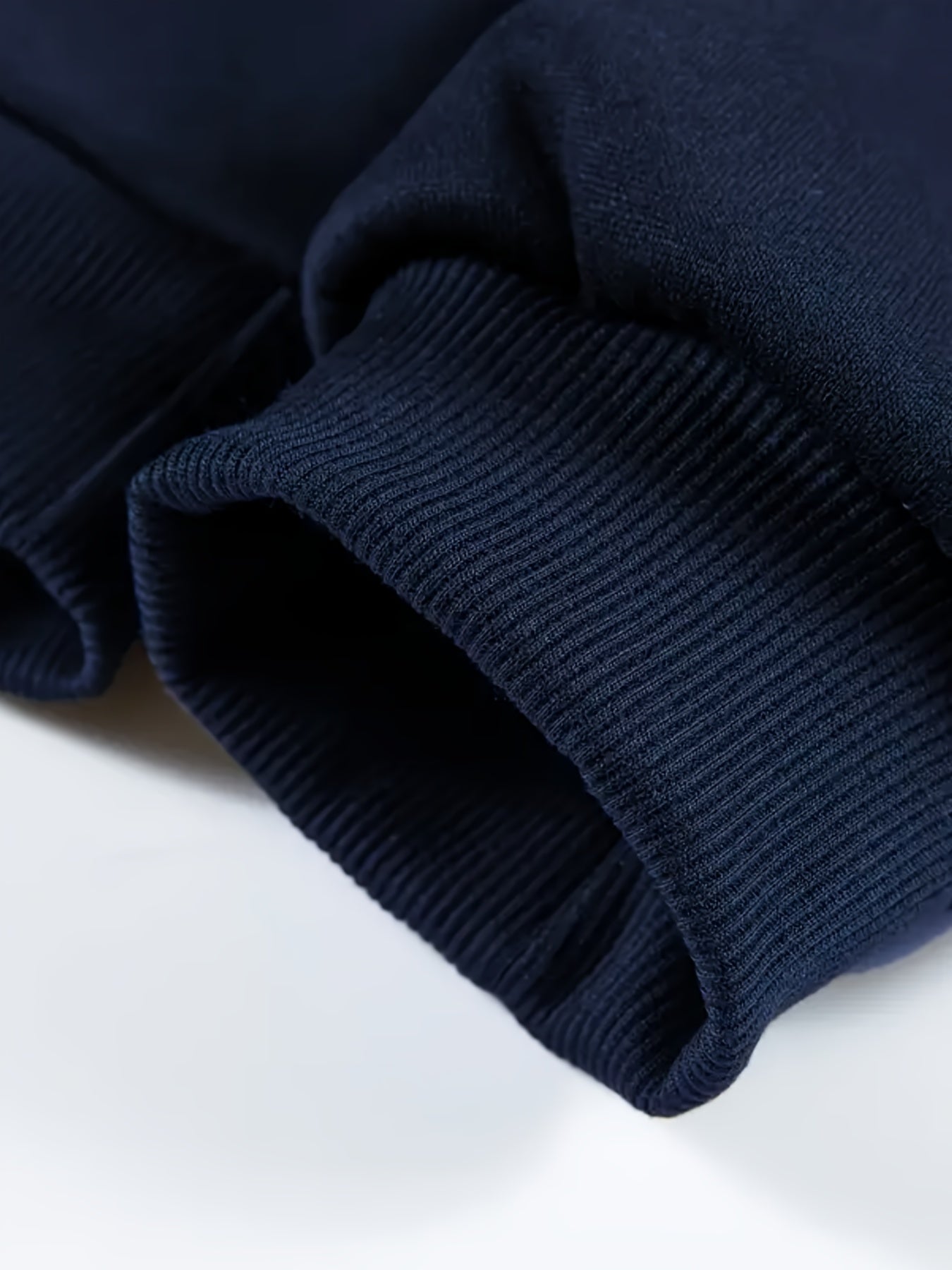 6pcs Men's Sportswear And Pants Set, Fashionable Street Style City Name Printed Sportswear for Autumn And Winter Outdoor Fitness Jogging Casual Wear, Soft, Warm And Comfortable Hooded Shirt And Pants|Men's Set.