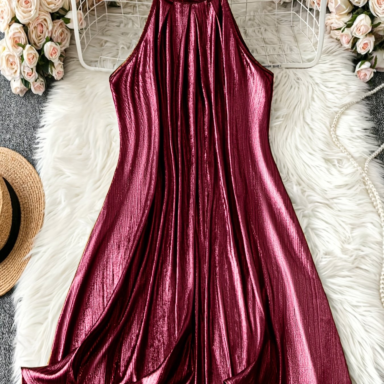 Women'S Golden Metallic Halter Neck Dress, Sleeveless Pleated A-Line Swing Dress for Cocktail Party Evening Formal Wear