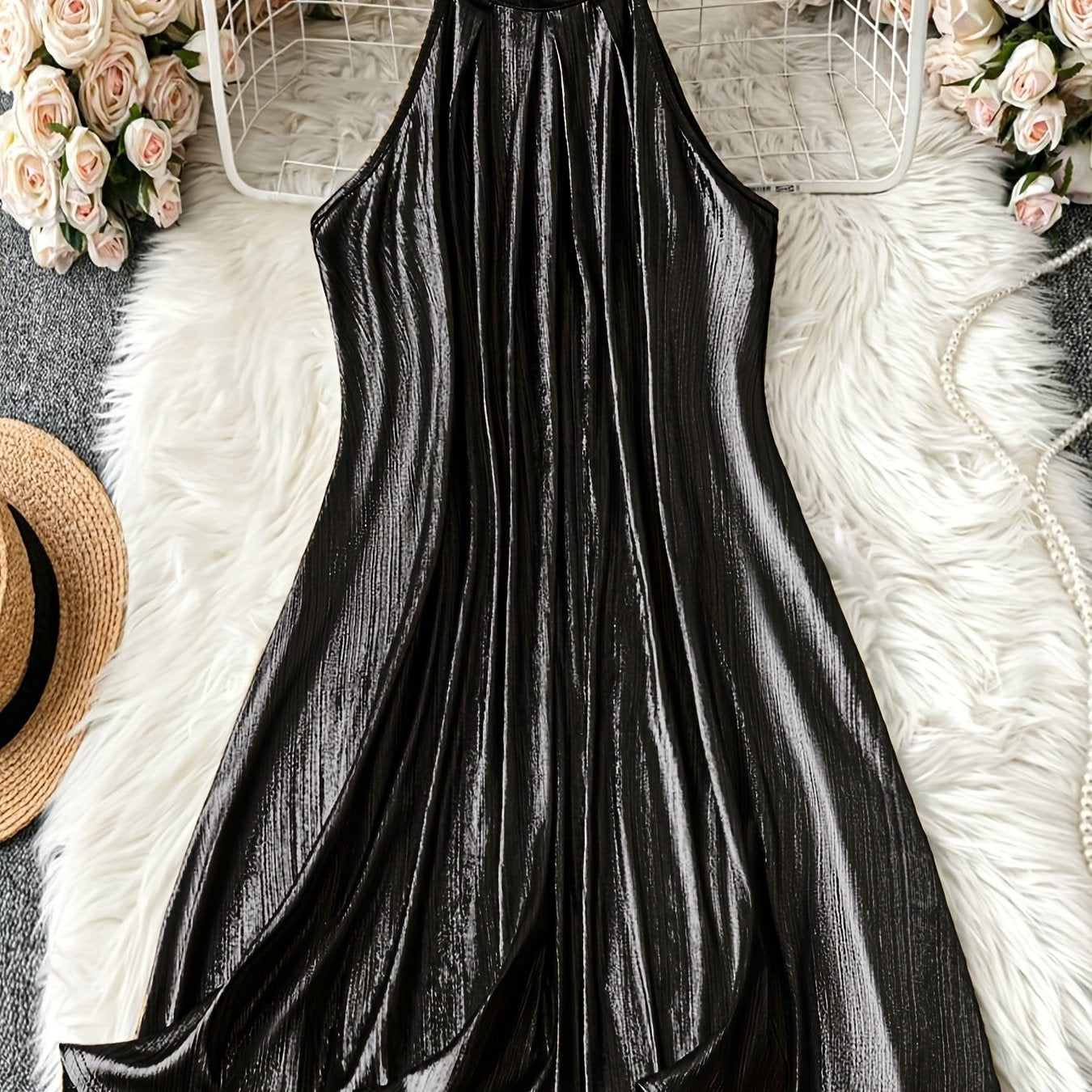 Women'S Golden Metallic Halter Neck Dress, Sleeveless Pleated A-Line Swing Dress for Cocktail Party Evening Formal Wear