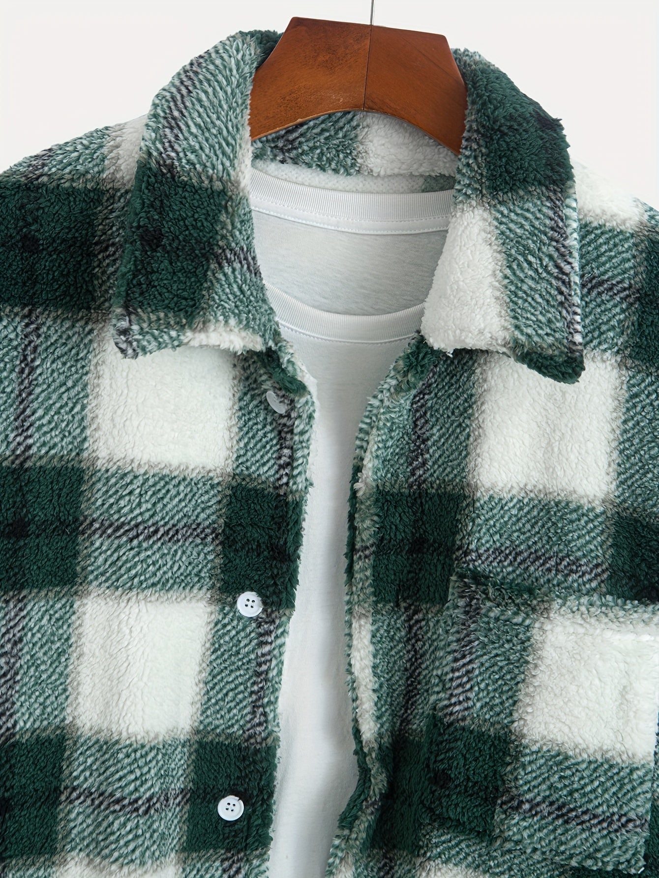 1pc Men's Plush Fleece Jacket with Green/White/Black Plaid Pattern - Double-Sided Collar & Lapel, Button-Front Closure, Regular Fit Long Sleeve Coat for Autumn/Winter, Casual & Semi-Formal Wear (Hand Washable)