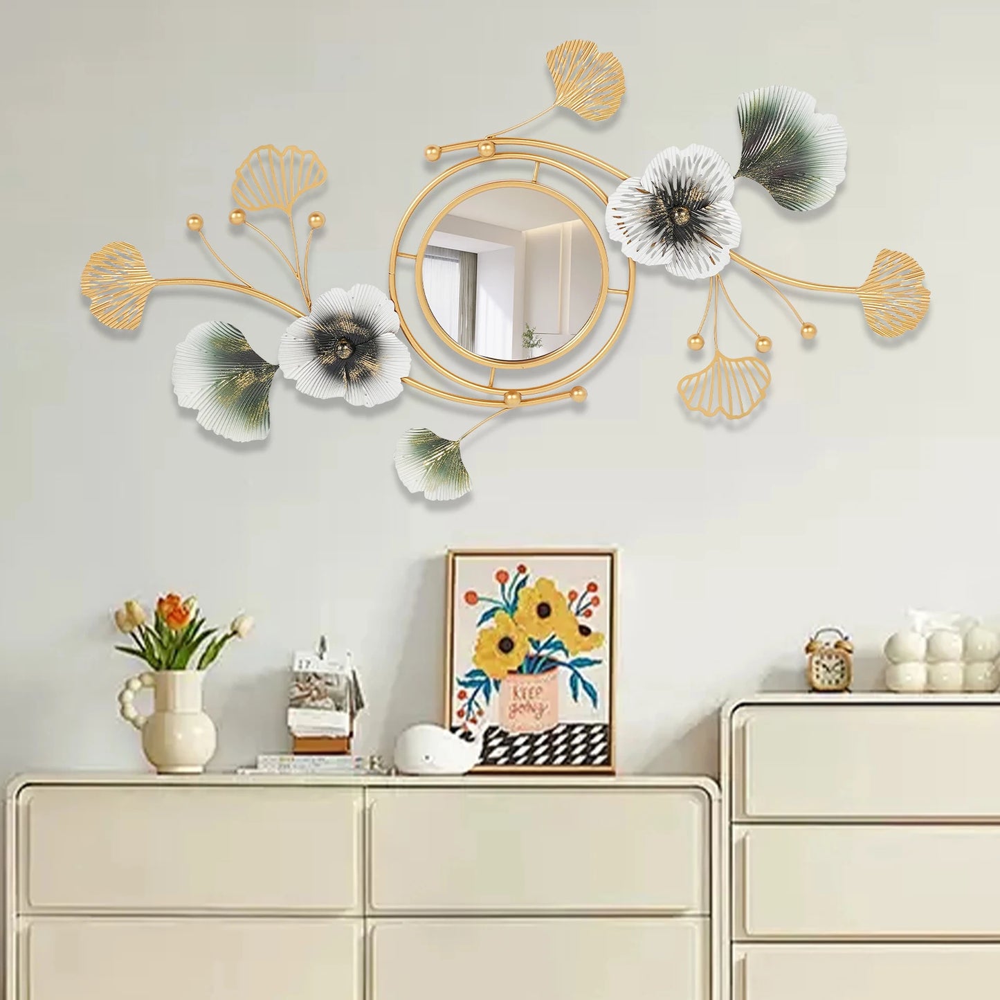 Corrosion-Resistant Modern Wall Mirror Easy to Install Decorative Mirror for Living Rooms and Bathrooms
