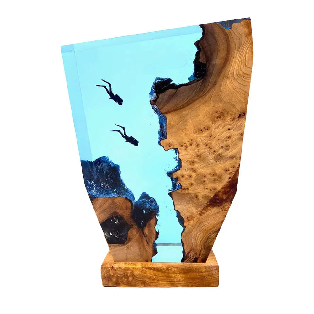 Seabed World Organism Resin Table Light USB Charging Deep Sea Diver Night Lamp for Bedroom and Office Desk Decoration