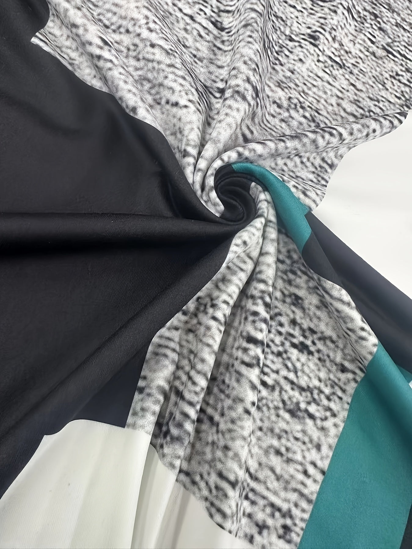 Women'S Casual 2pcs Set, Geometric Print Long Sleeve Crew Neck Top with Side Slit and Stretchy Pants, Polyester 95% Elastane 5%, Knit Fabric, 180gsm, Spring/Fall Comfort Fit Outfit