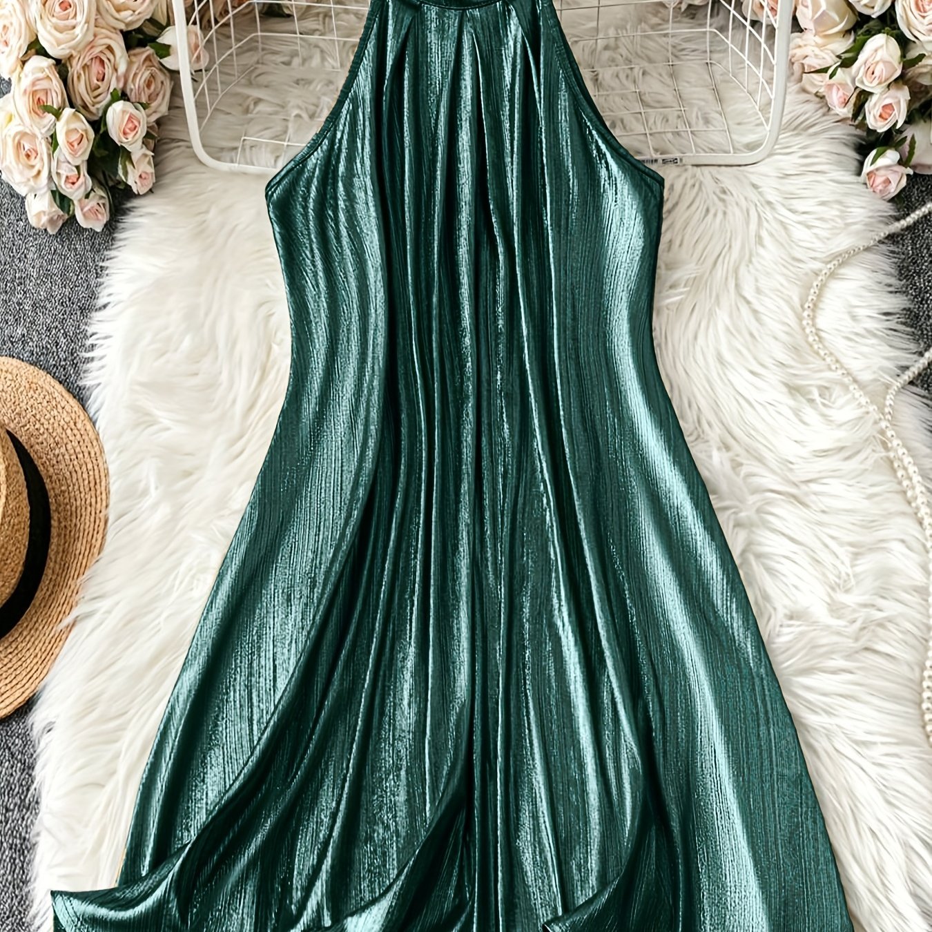 Women'S Golden Metallic Halter Neck Dress, Sleeveless Pleated A-Line Swing Dress for Cocktail Party Evening Formal Wear