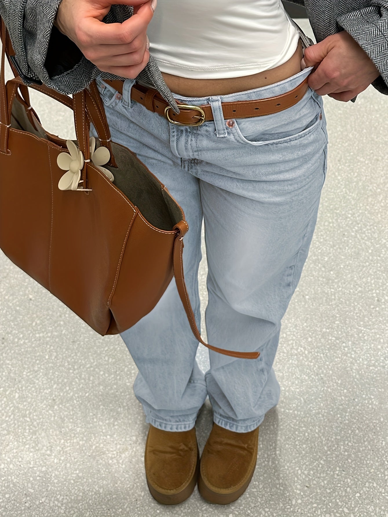 GILIPUR Women's High-Waist Straight-Leg Jeans - Light Washed Blue Denim, Loose Fit Vintage-Inspired Casual Street Style with Belt Loops & Functional Pockets, All-Season Comfort for Casual Attire & Layered Outfits (Machine Was